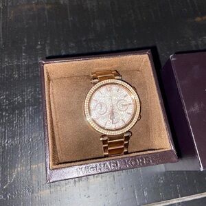 Michael Kors gold wrist watch preppy formal wear accessory y2k designer fashion